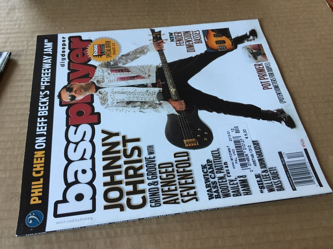 BASS PLAYER MAGAZINE 12/2013 HYVÄ