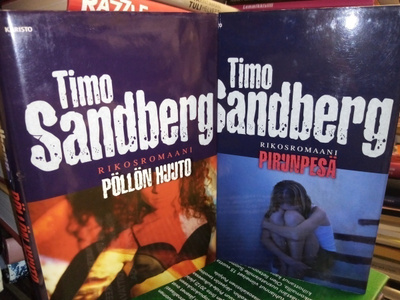2 kpl Timo Sandberg kirjoja