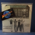 TAVARAMARKKINAT - KAUPUNGIN YKSIÖT M-/M- FIN -84 7" SINGLE - pikkukuva 1