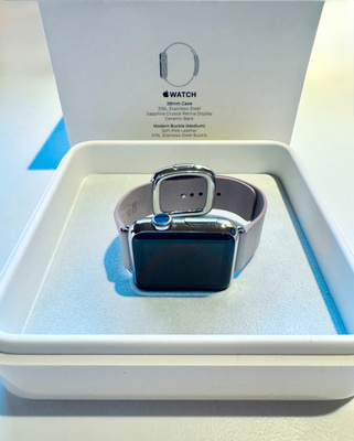 Apple Watch 38mm 1st Generation (Series O)
