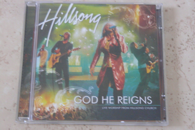 Hillsong - God He Reigns 2 Cd -siisti-