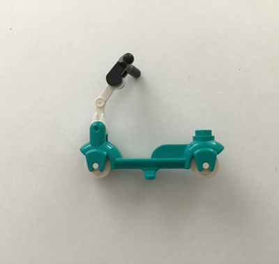 Lego potkuskootteri