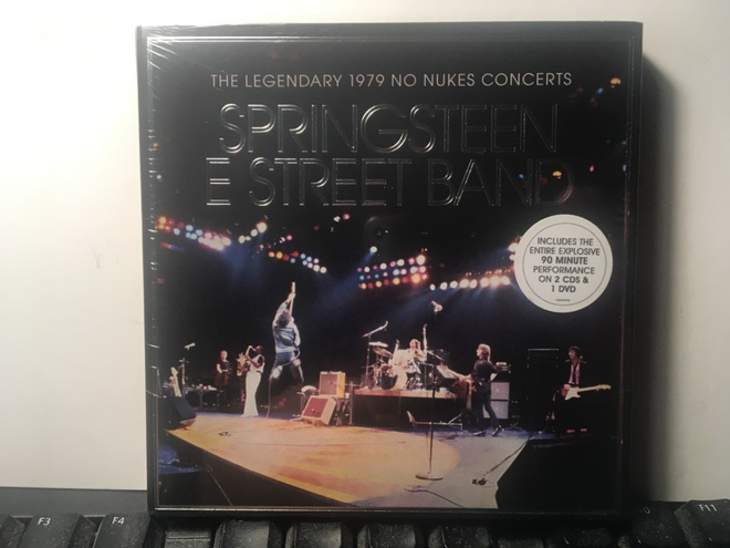 SPRINGSTEEN E STREET BAND: No Nukes..., 2xCD+DVD, muoveissa