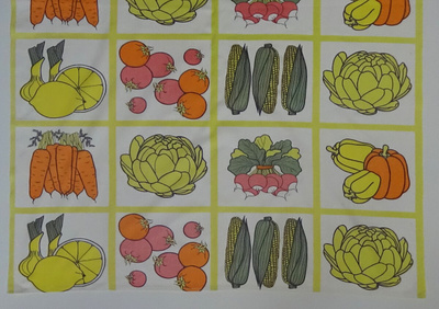 Retro pöytäliina - kasvikset - kesäsatoa