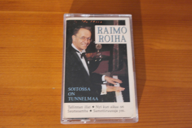 Raimo Roiha:Soitossa on tunnelmaa.C.kasetti