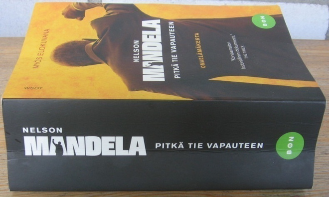Nelson Mandela: Pitkä tie vapauteen. Wsoy 2014. 902 s.