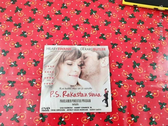 DVD-elokuva PS. Rakastan sinua, avaamaton, muovissa + bonus