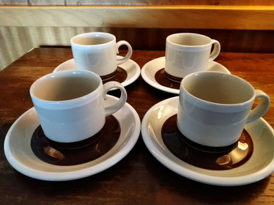 Arabia Raito kupit ja tassit 4 kappaletta