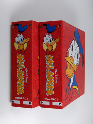 Walt Disney : Aku Ankka vuosikerta 2006 (2 kansiota, N:o ...