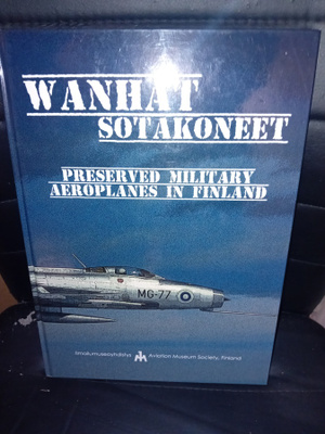 Hoffren : Wanhat sotakoneet ( SIS POSTIKULU )