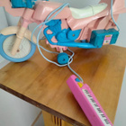 Barbie moottoripyörä,valtaistuin ja nukke. - pikkukuva 1