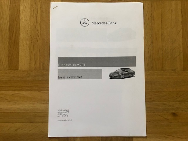 Hinnasto ja lisävarusteet Mercedes A207 E Cabrio 2011. Esite