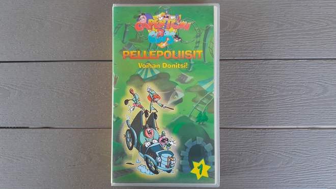VHS: Pelle Poliisit 1: Voihan Donitsi! (2000)