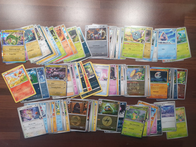 Pokemon kortteja 450 kpl