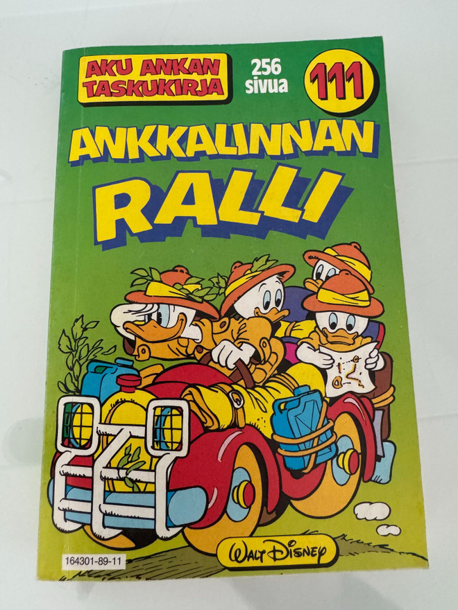 Aku Ankan taskukirja nro 111 : Ankkalinnan ralli