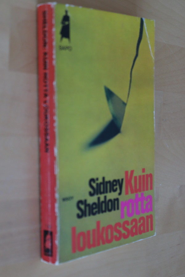 Sidney Sheldon : Kuin rotta loukossaan ( SAPO 1.p. 1976 )