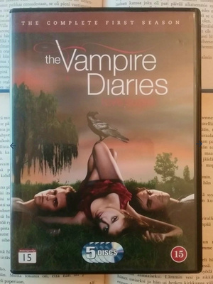 The Vampire Diaries: The Complete First Season (DVD)
