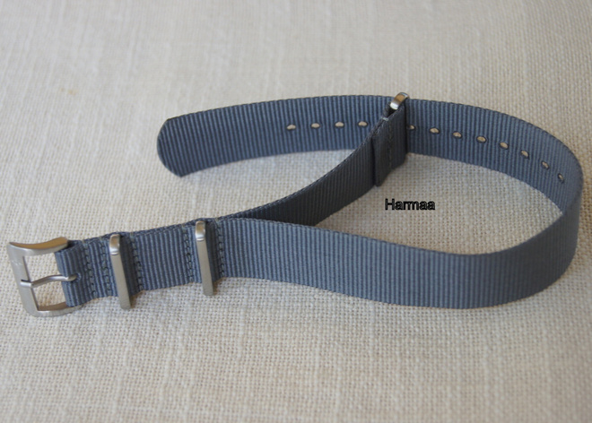 Nato 22mm harmaa - tikattu