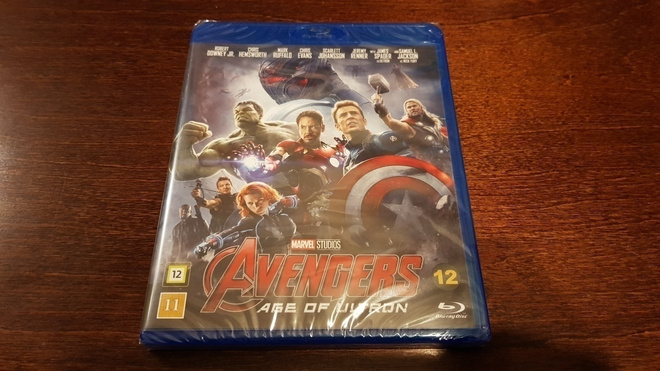 BLU-RAY /  AVENGERS age of Ultron  ( Muoveissa )