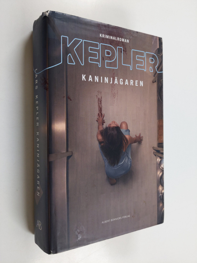 Lars Kepler : Kaninjägaren : kriminalroman