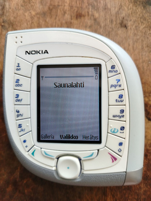 Nokia 7600