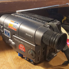 SONY Handycam Radio ( Ainoa maailmassa? ) Katso video. - pikkukuva 1