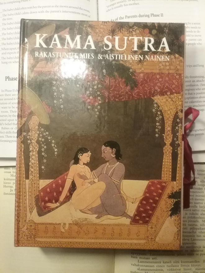 Kama sutra: rakastunut mies, aistillinen nainen (sid.)