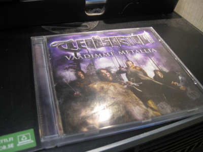 CD Teräsbetoni - Vaadimme Metallia