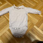 Newbie vaaleanpunainen röyhelö body koko 62 - pikkukuva 3