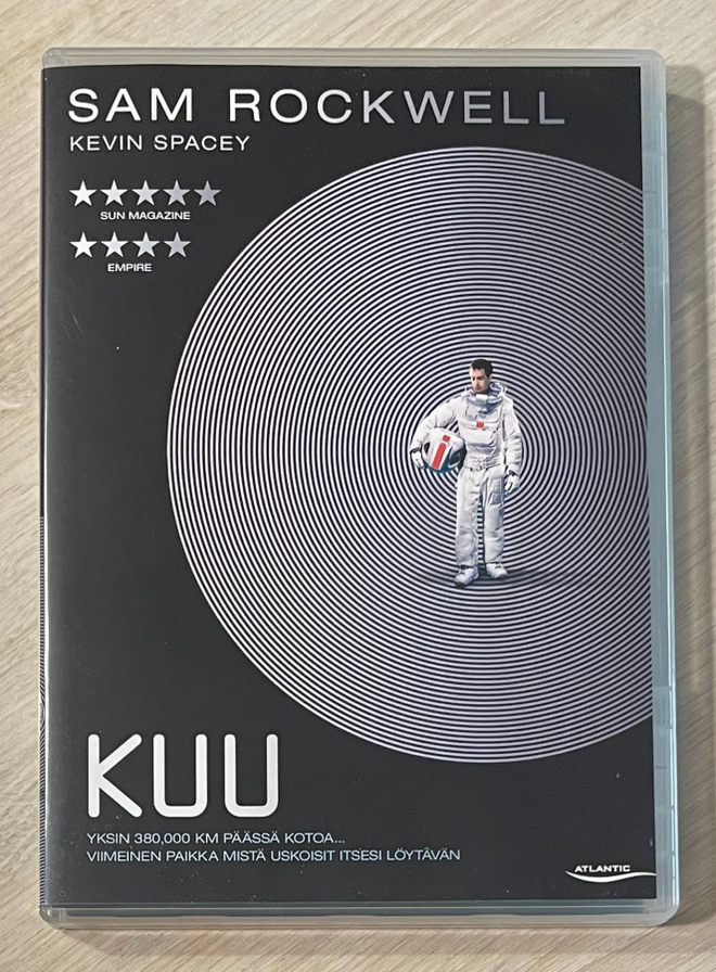 Kuu (2009) Sam Rockwell, Kevin Spacey