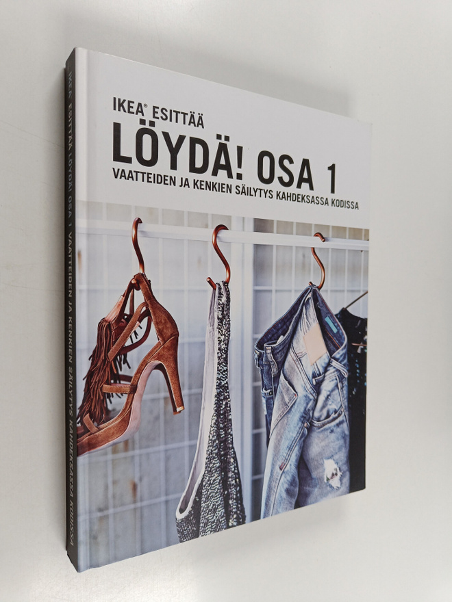 Löydä! Osa 1 : vaatteiden ja kenkien säilytys kahdeksassa...
