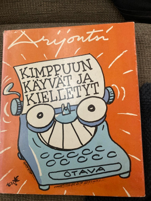 Kimppuun käyvät ja kielletyt 24 pakinaa