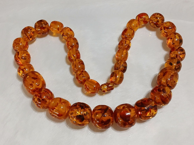 140g & Paksu Meripihka kaulakoru Baltic Amber itämeren