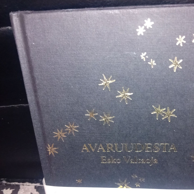 Esko Valtaoja  : Avaruudesta ( SIS POSTIKULU )