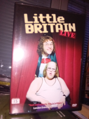 DVD LITTLE BRITAIN LIVE ( SIS POSTIKULU )