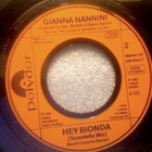 GIANNA NANNINI   ::   HEY BIONDA   ::   VINYYLI  7"    1988 - pikkukuva 4