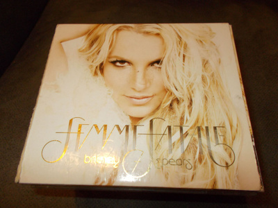 CD BRITNEY SPEARS ** FEMME FATALE **