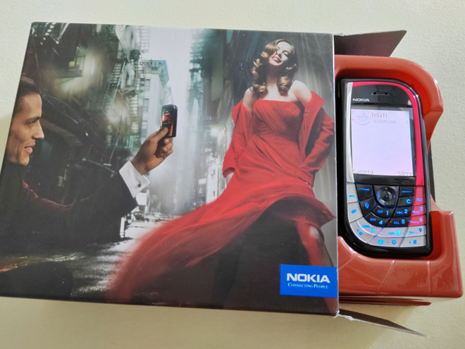 Nokia 7610