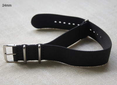 NATO 24 mm musta ranneke