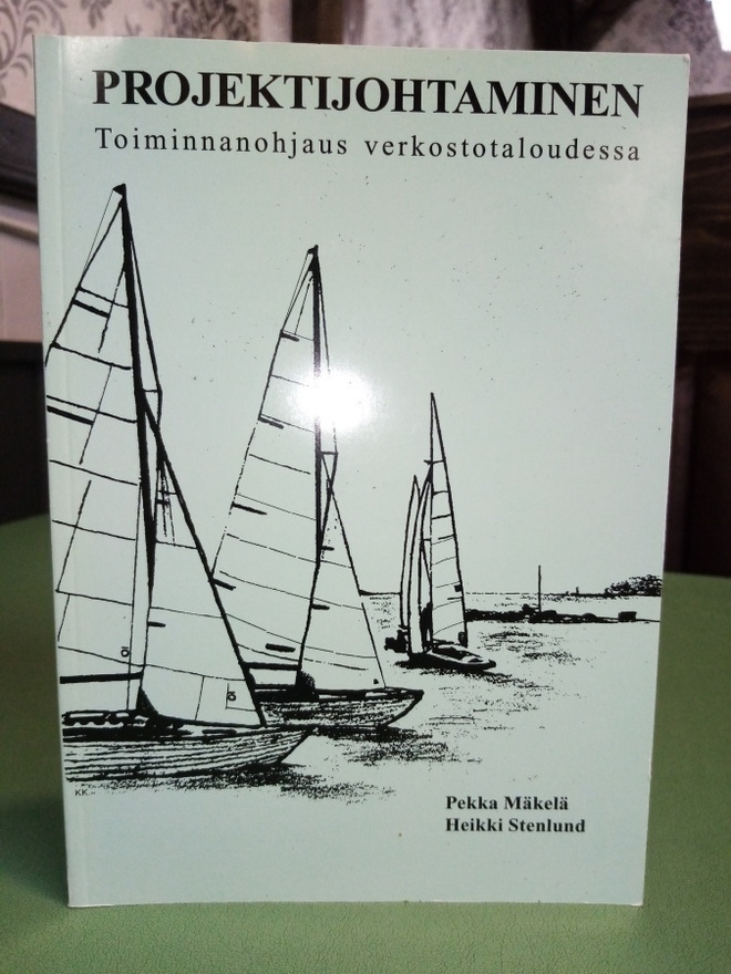 MÄKELÄ -  STENLUND : PROJEKTIJOHTAMINEN