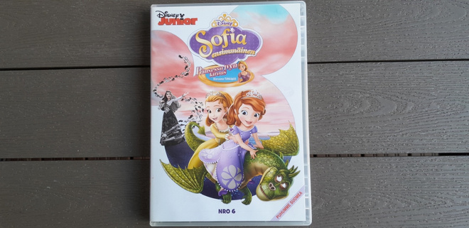 DVD: Sofia Ensimmäinen 6: Prinsessa Ivyn Kirous (Disney 2015
