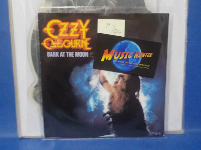OZZY OSBOURNE - BARK AT THE MOON M-/EX+ UK -83 7"