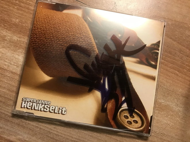 Superjanne - henkselit nimmari CDS single