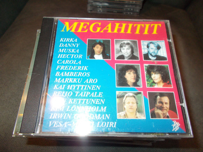 CD MEGAHITIT