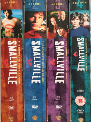 Smallville 1 - 4 kaudet DVD suomitxt