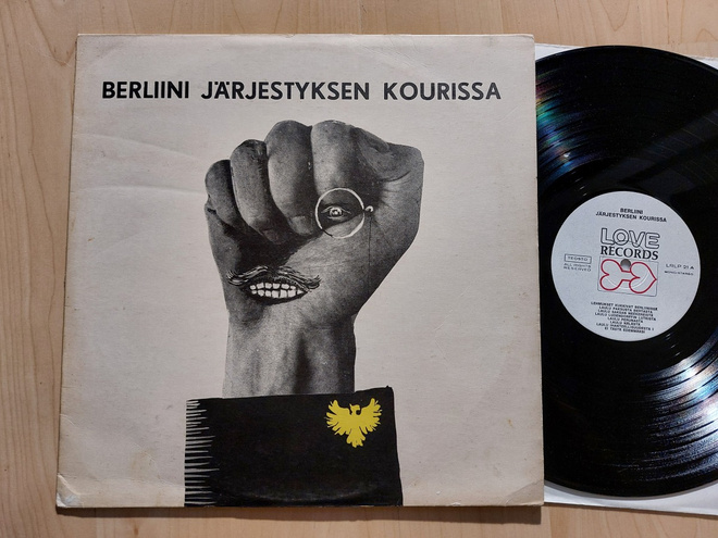 BERLIINI JÄRJESTYKSEN KOURISSA  orig. FIN   1970 LP  LRLP 20