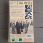 VHS: Schindlerin Lista (Liam Neeson, O: Spielberg 1993) UUSI - pikkukuva 2