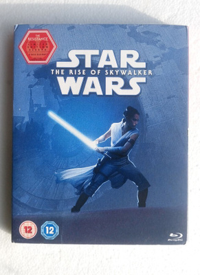 - Star Wars episode 9 The Rise of Skywalker Blu-ray