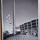 Helsinki, Olympiastadion, Suomen liput, väkeä, vkpk, ei p. - pikkukuva 1