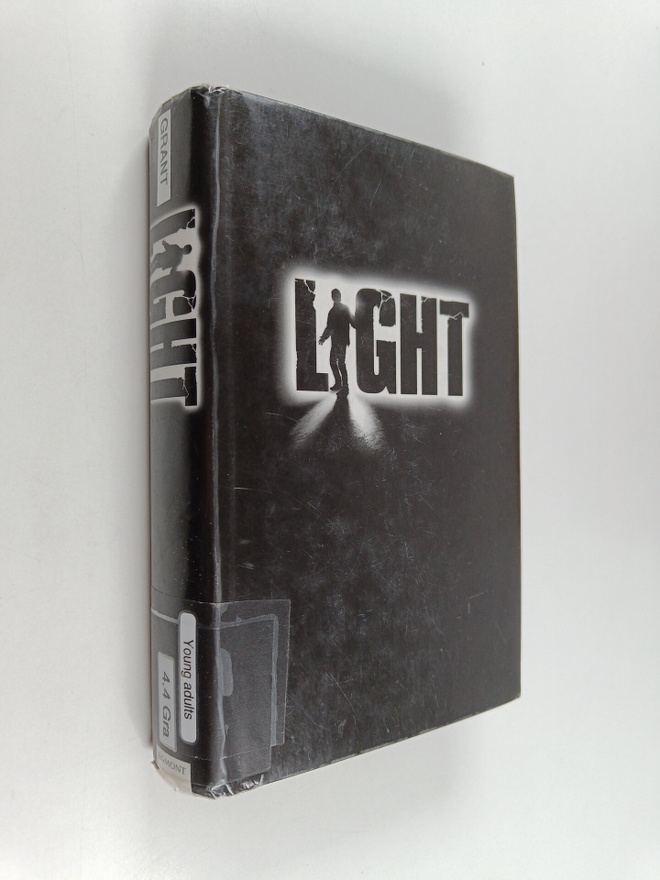 Michael Grant : Light